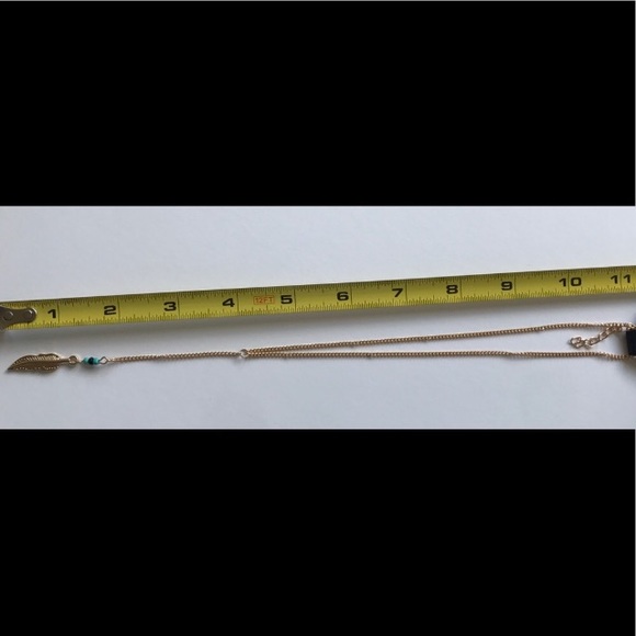 Feather With Beads Necklace - Picture 4 of 4